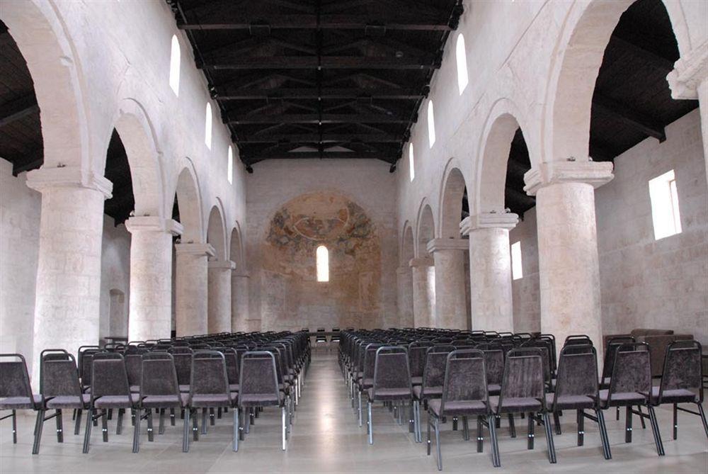 Histo San Pietro Sul Mar Piccolo Hotel