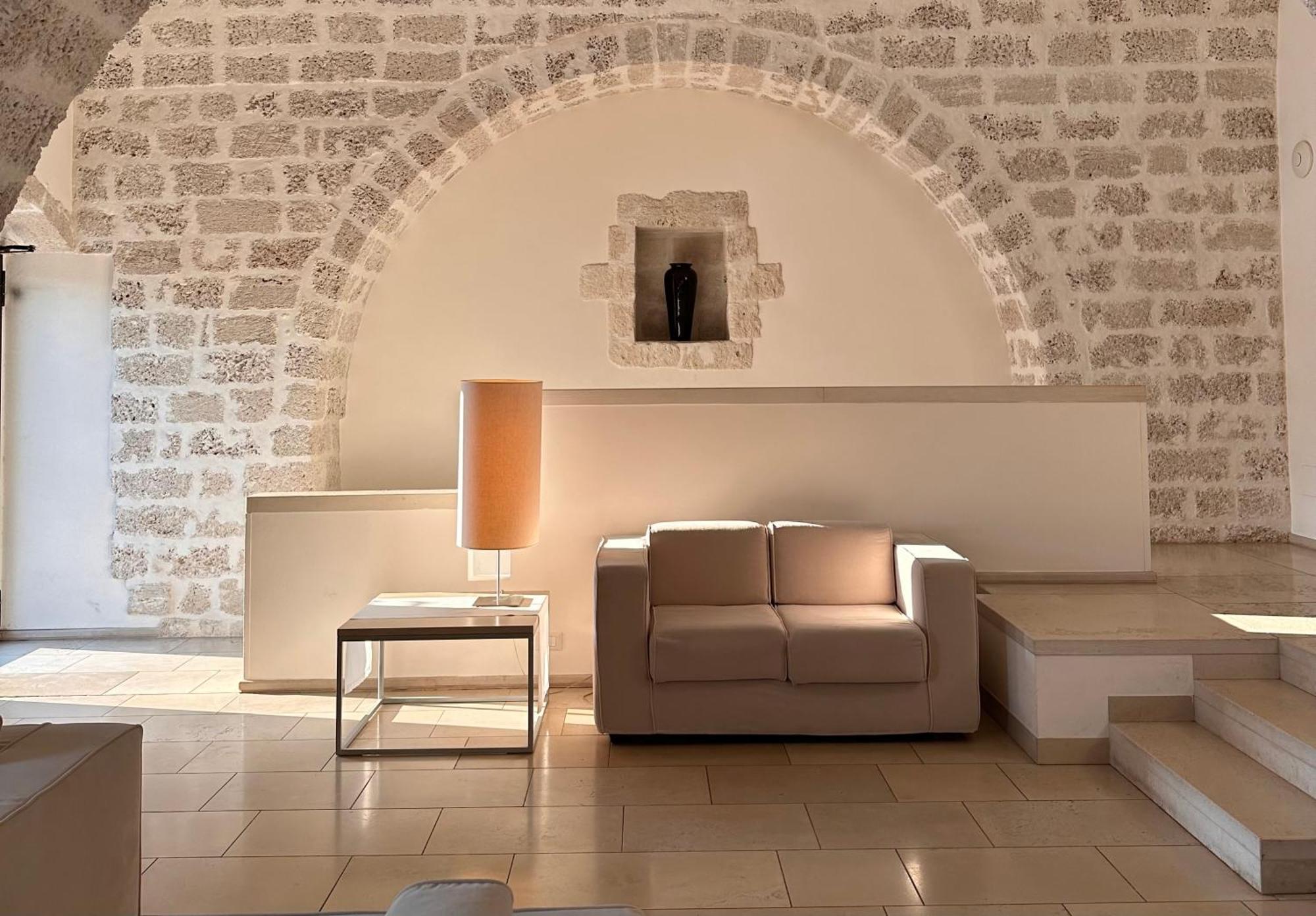 Hotel Histo San Pietro Sul Mar Piccolo 5*